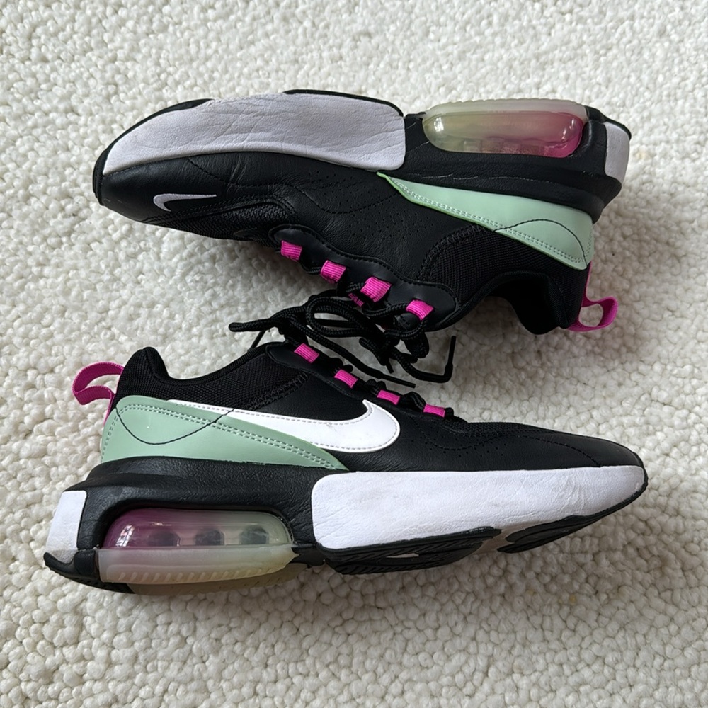 Nike Verona Max sz 8